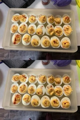 Jak przygotować kremowe jajka faszerowane według przepisu Marthy Stewart